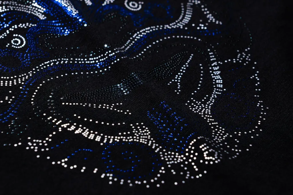 Playera G_Close-up 2.webp